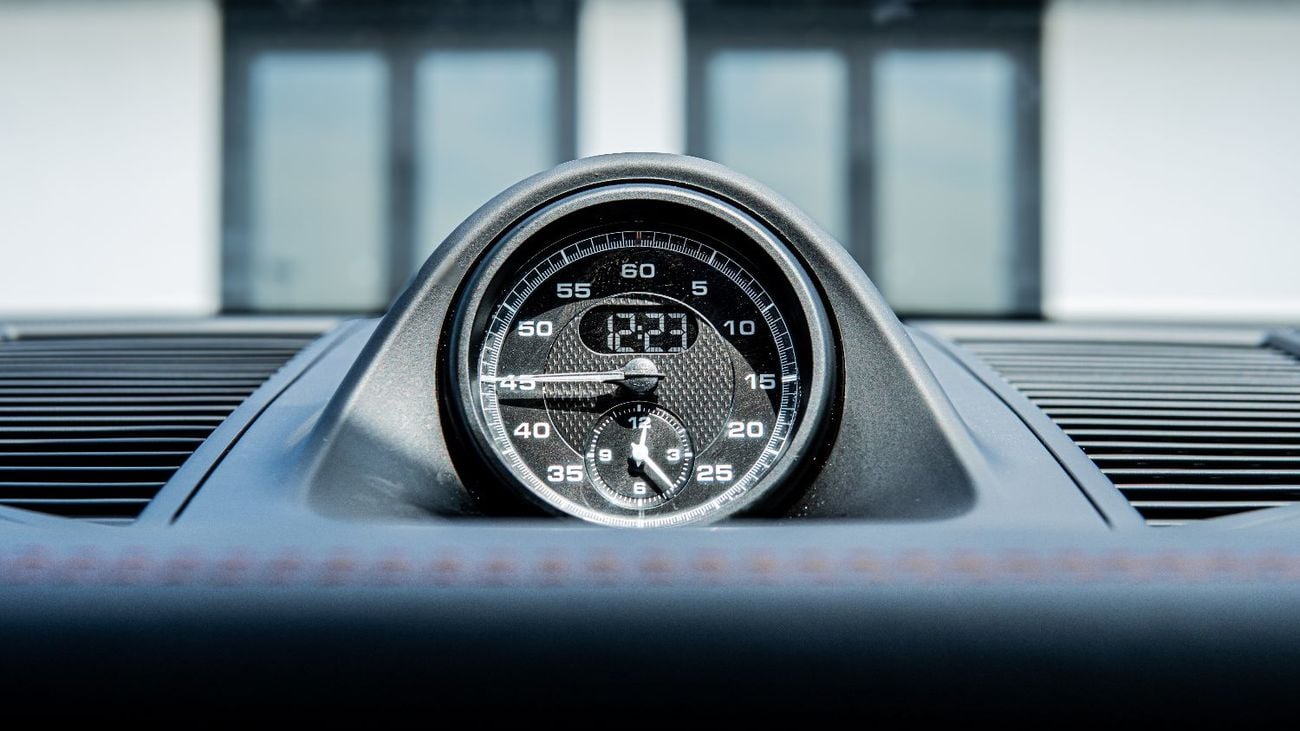 Porsche Macan Std 2.0L (252 HP) PORSCHE MACAN 2024 CARRARA WHITE METALLIC