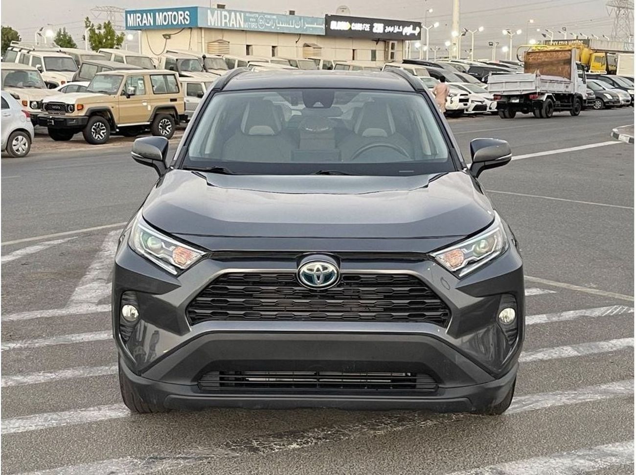 Toyota RAV4 XLE 2.5L 2020 TOYOTA RAV4 XLE HYBRID FULL OPTIONS IMPORTED FROM USA