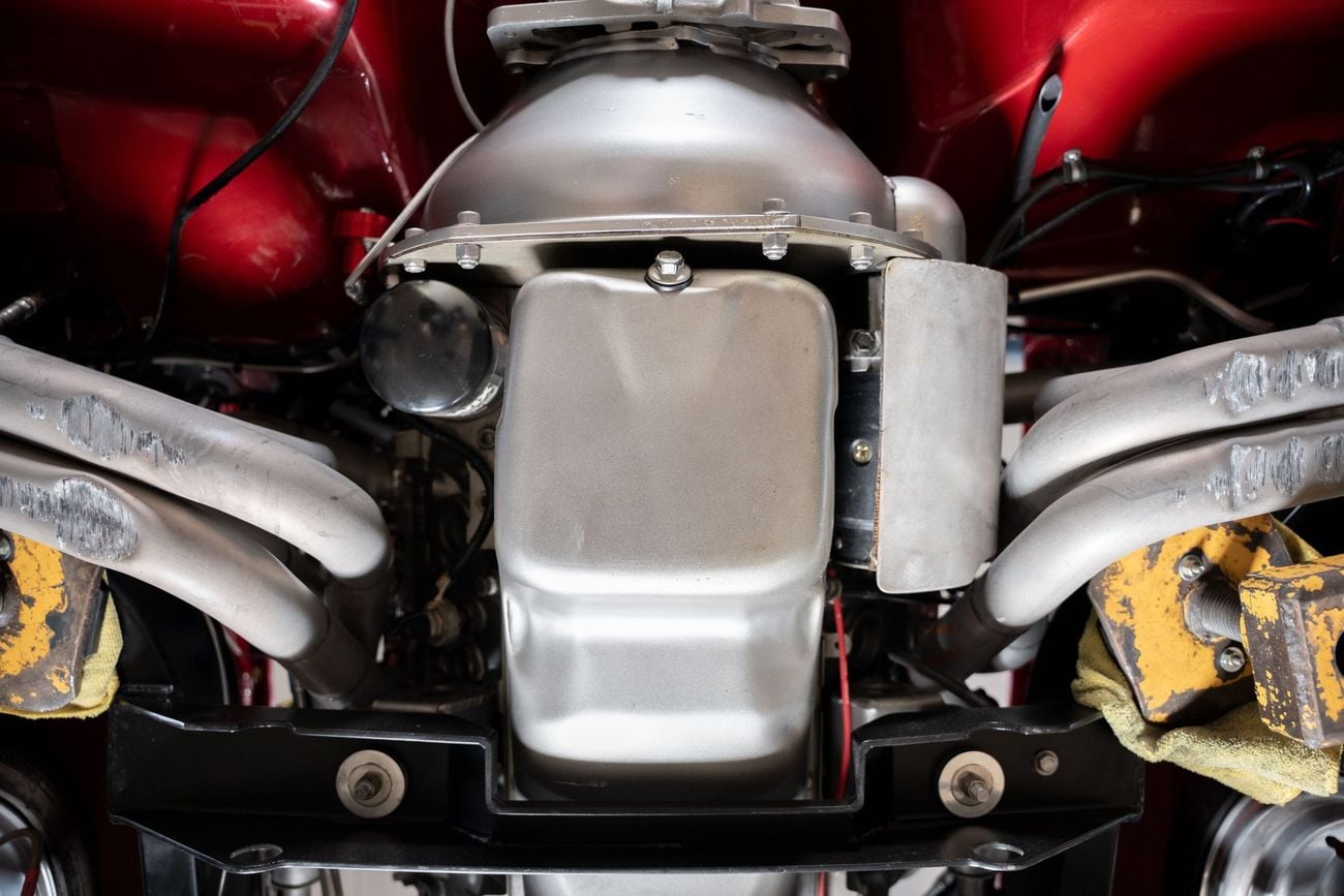 شيفروليه كورفت Stingray GM502 Hogan Intake 5 Speed Pro Touring Restomod