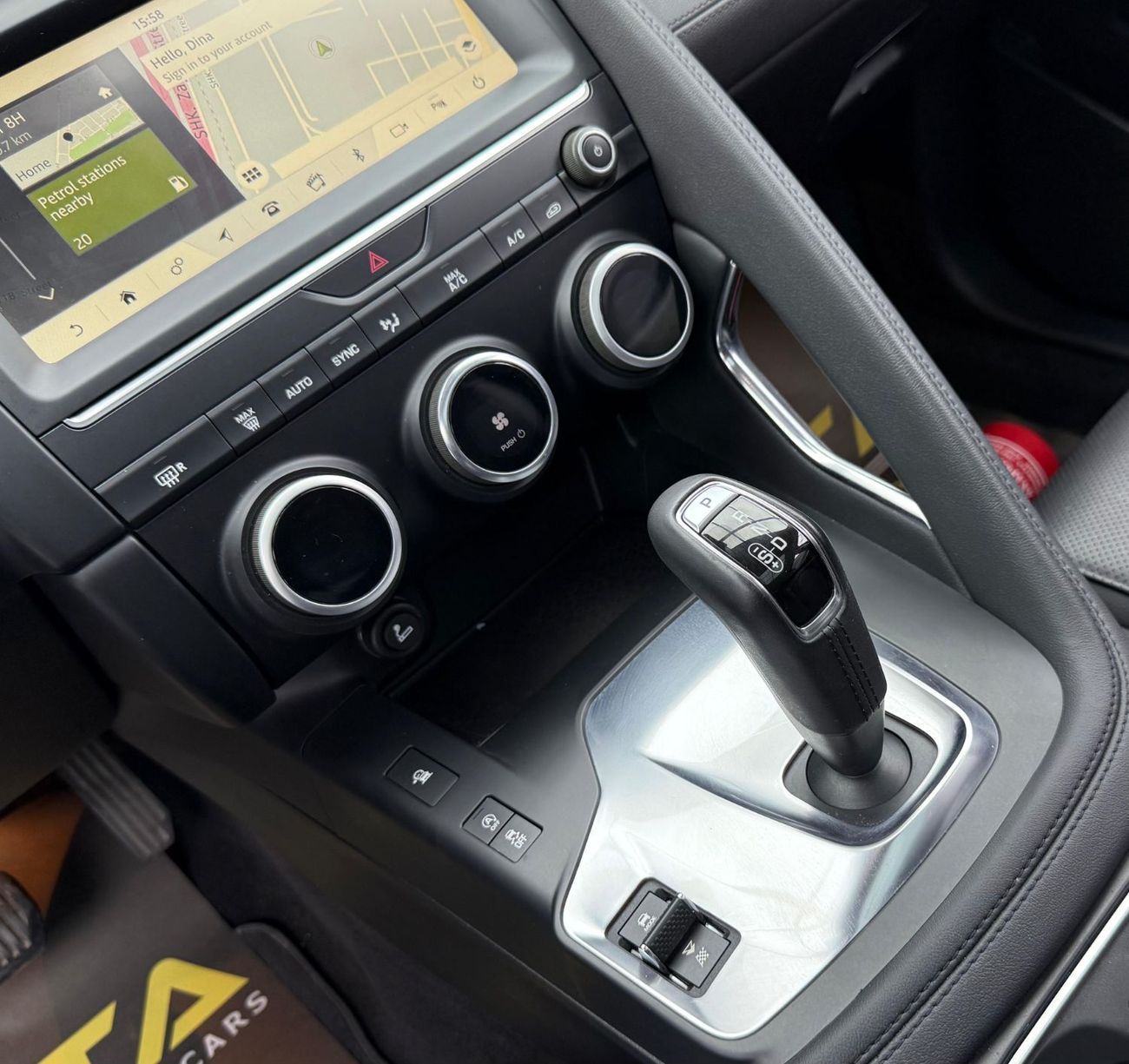 جاكوار E Pace S 2.0L 2019 Jaguar E-Pace P200 S, Warranty, Full Jaguar Service History, GCC