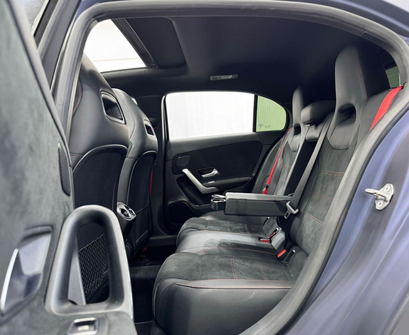 مرسيدس بنز A 35 AMG 2020 Mercedes-Benz A35 AMG, Sep 2025 EMC Agency Warranty, EMC Agency Full Service History, GCC