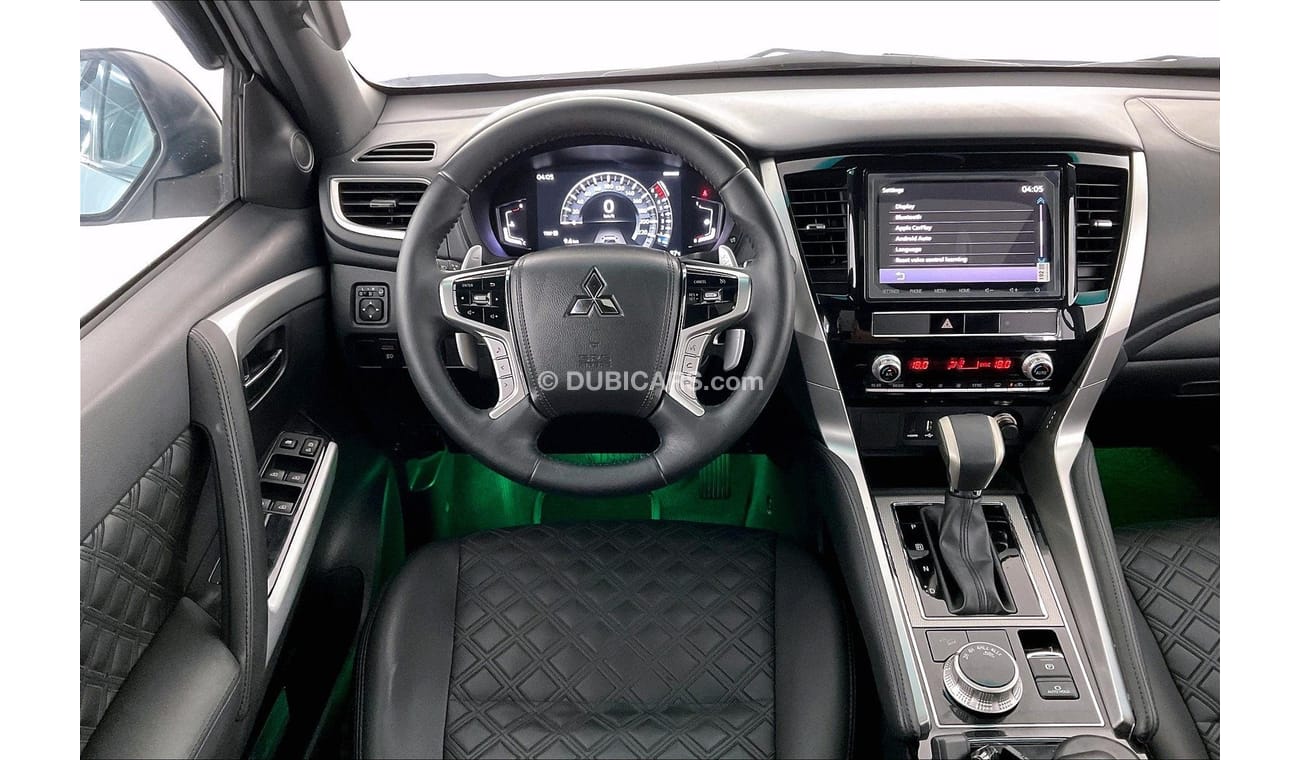 Mitsubishi Montero Signature