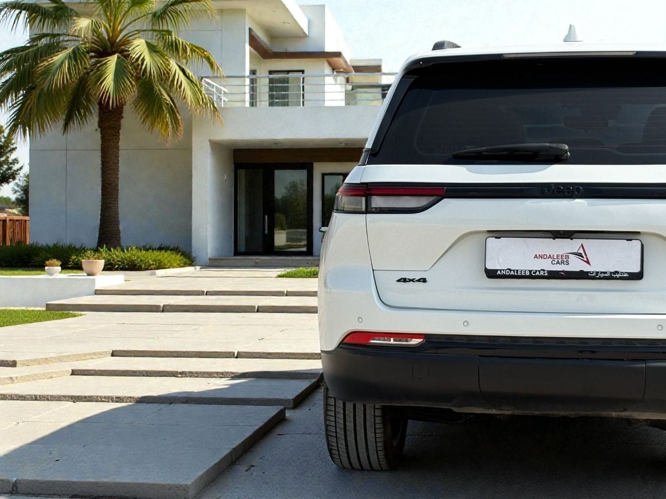 Jeep Grand Cherokee Altitude 3.6L 2022 | GCC SPECS | AED 2,580 PER MONTH | Agency Warranty & Valid Service Contract.