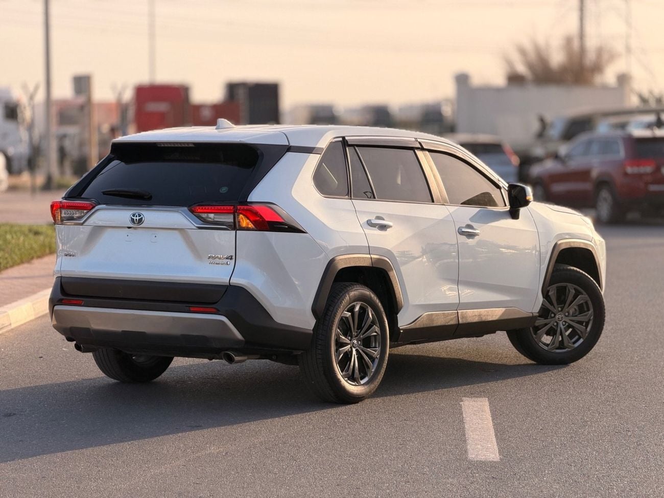 تويوتا راف ٤ Hybrid 2.0L Japan 360 Camera, full option 2024