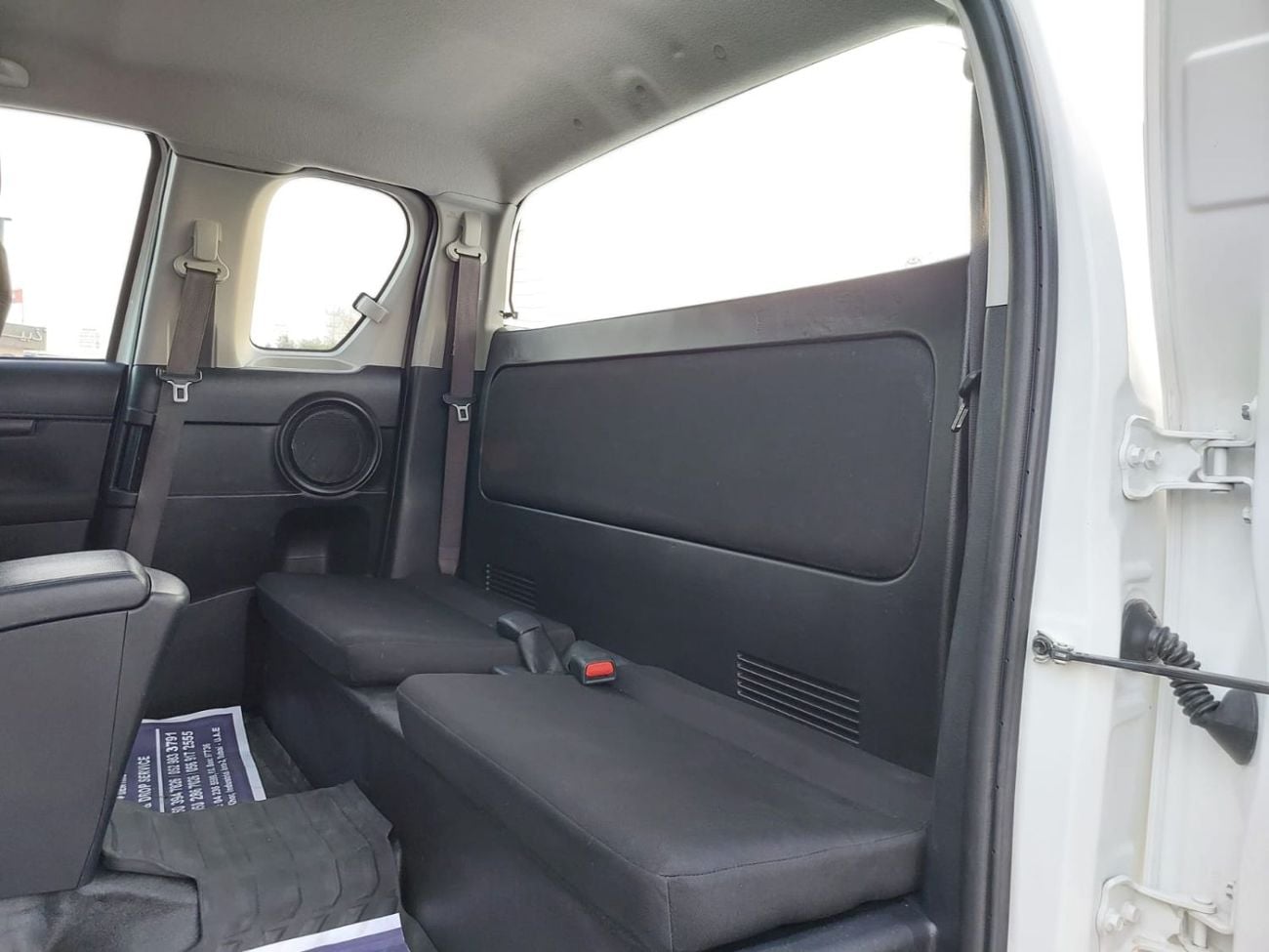 Toyota Hilux 2022 TOYOTA HILUX SMART CAB RHD DIESEL AUTOMATIC 2.4L 2GD ENGINE (PM40191)