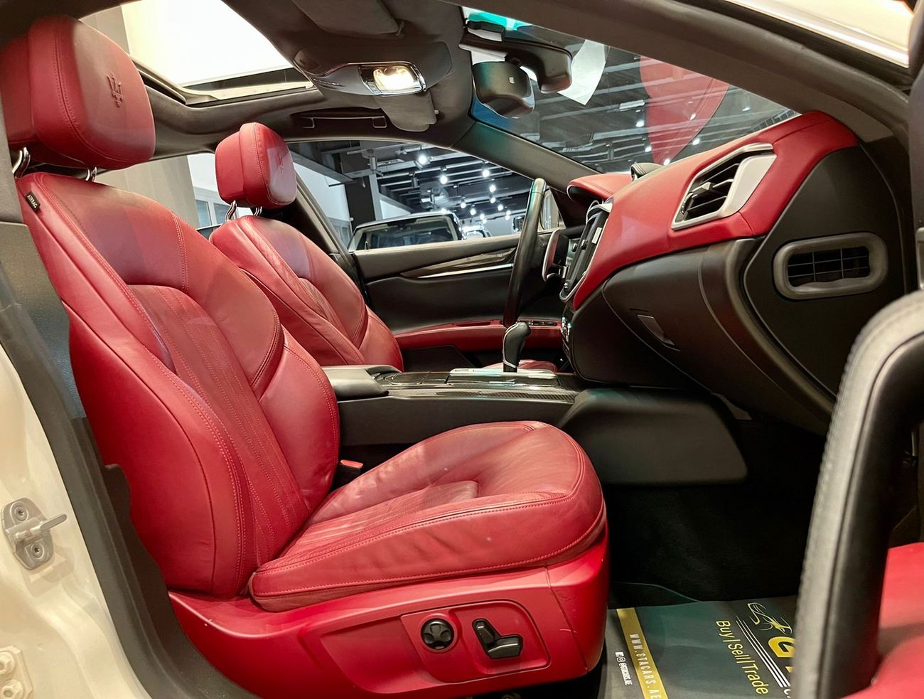 Maserati Ghibli 2015 Maserati Ghibli SQ4, Warranty, Maserati Service History, Low KMs, GCC