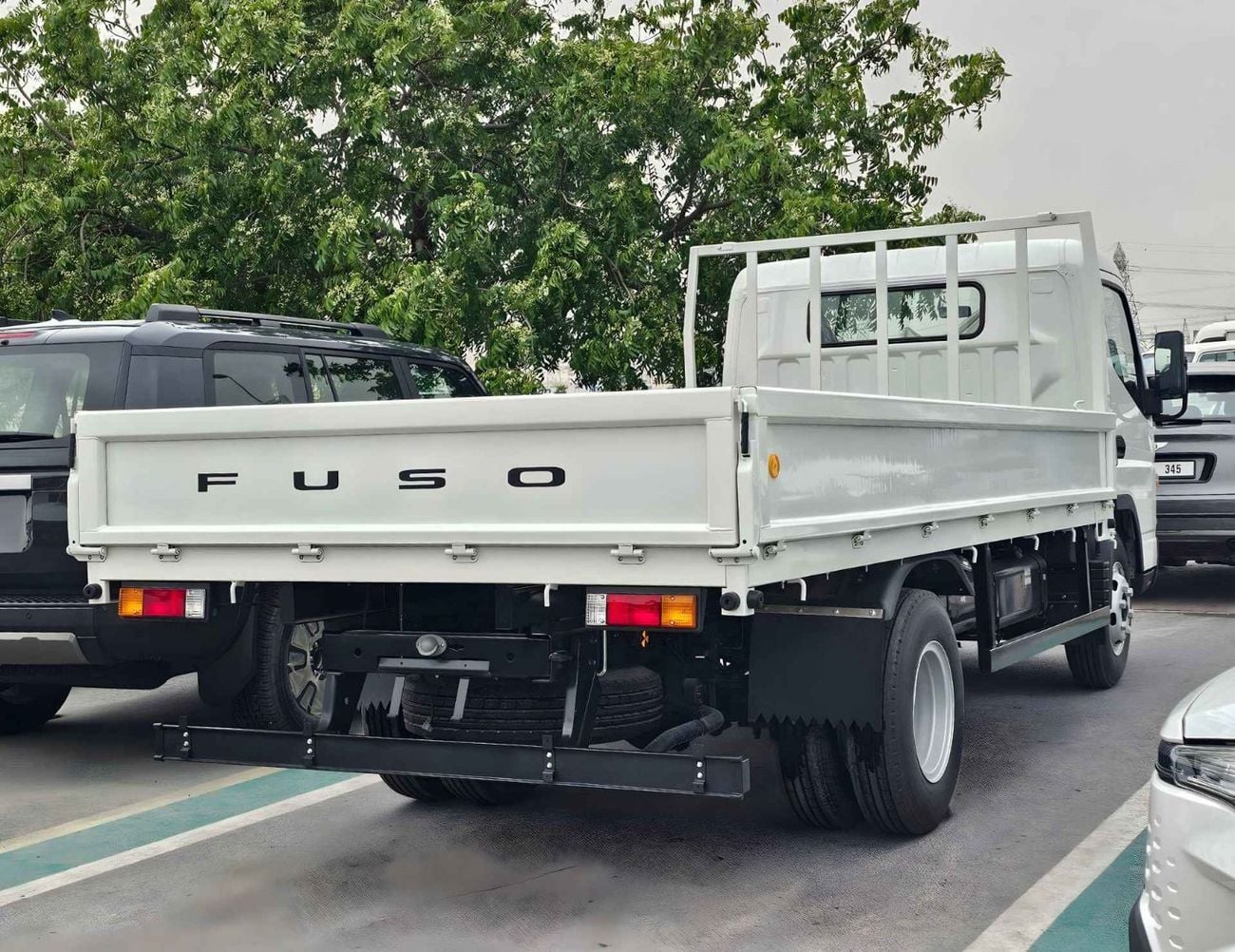 ميتسوبيشي فوسو كانتير CARGO Z87 WITH ABS / 170L 2 TANKS / 4.2T DIESEL V6 M/T (CODE # CMCAR)