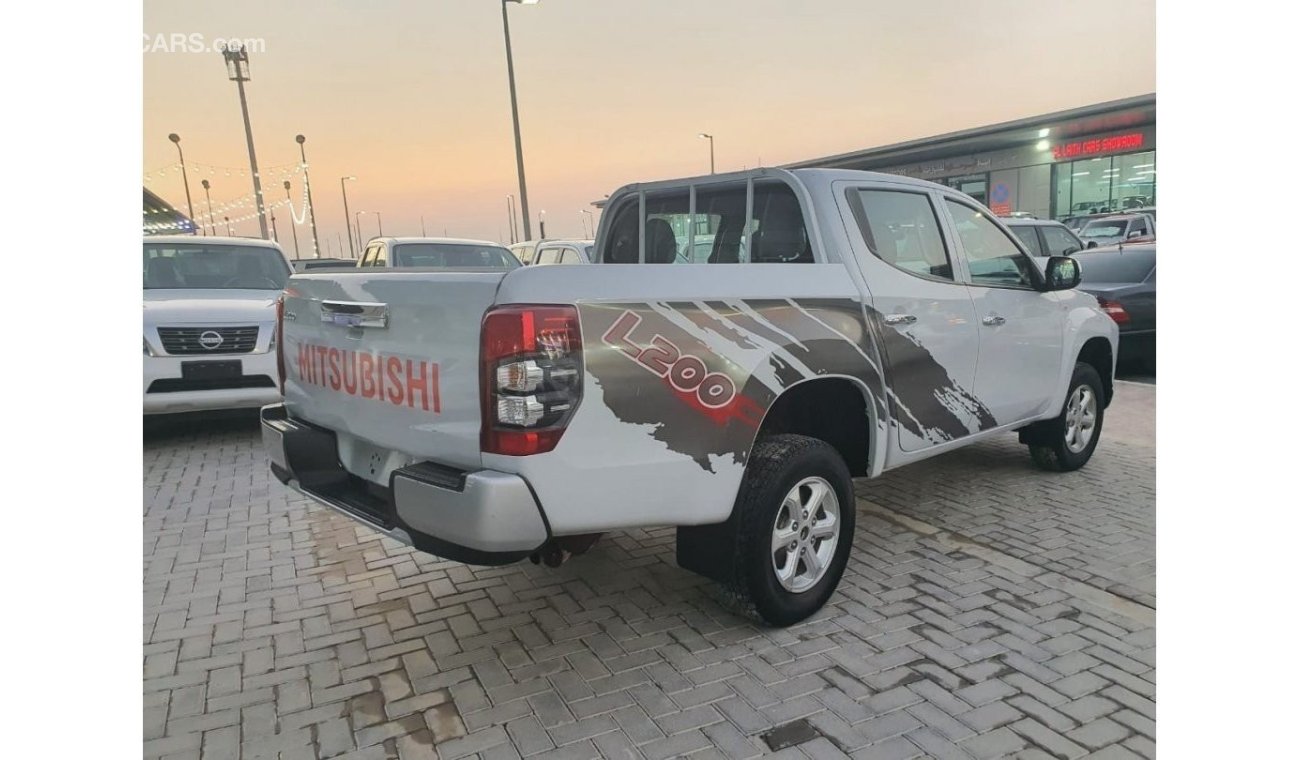 Mitsubishi L200 Mitsubishi L200 GLS (V Gen), 4dr Double Cab Utility, 2.4L 4cyl Petrol, Manual, Four Wheel Drive 2020