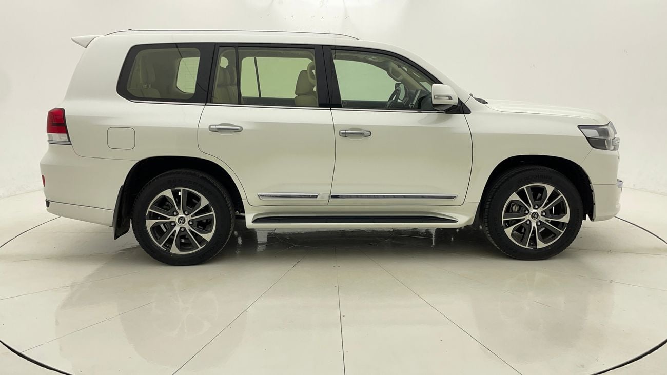 تويوتا لاند كروزر GXR GT 4 | بدون دفعة مقدمة | اختبار القيادة في المنزل