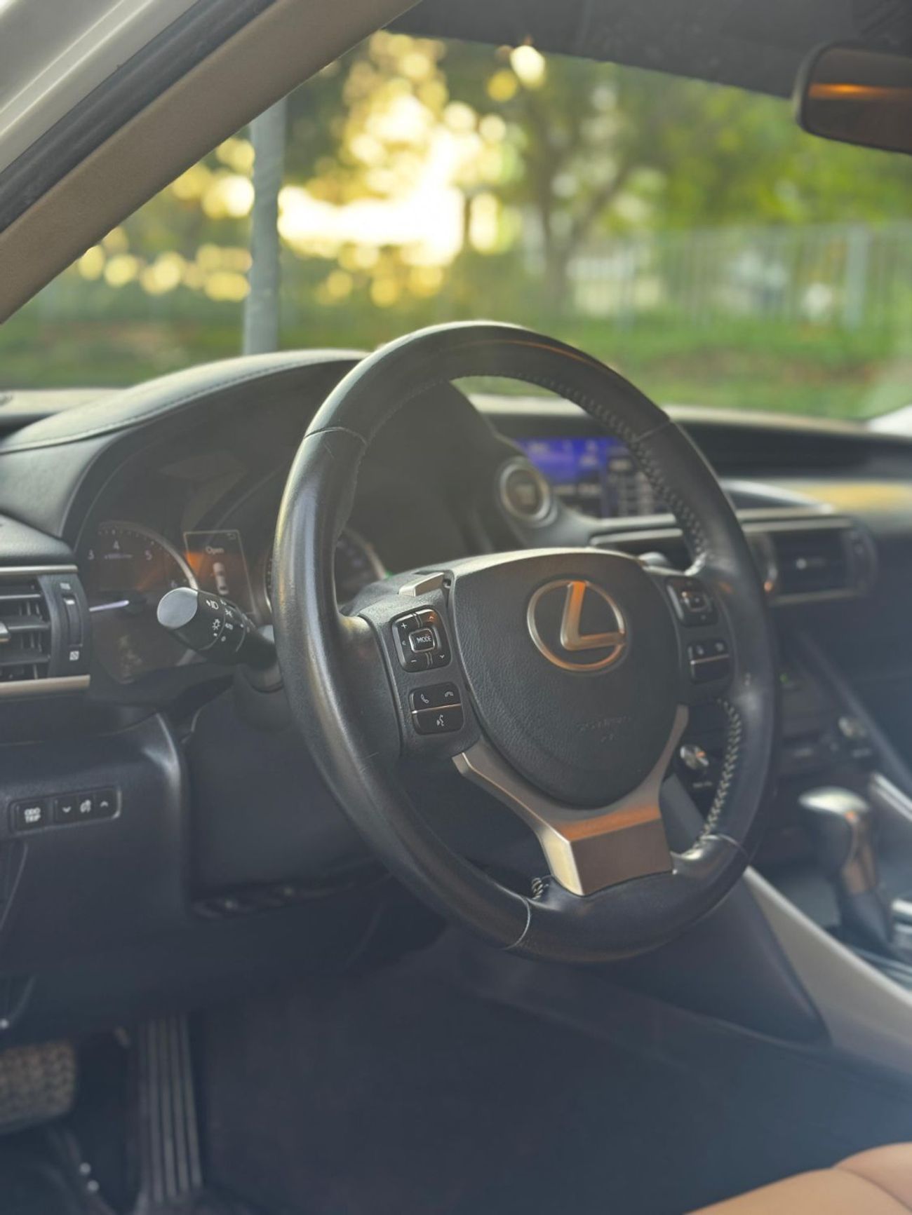 لكزس IS 300 Elegant 2.0L