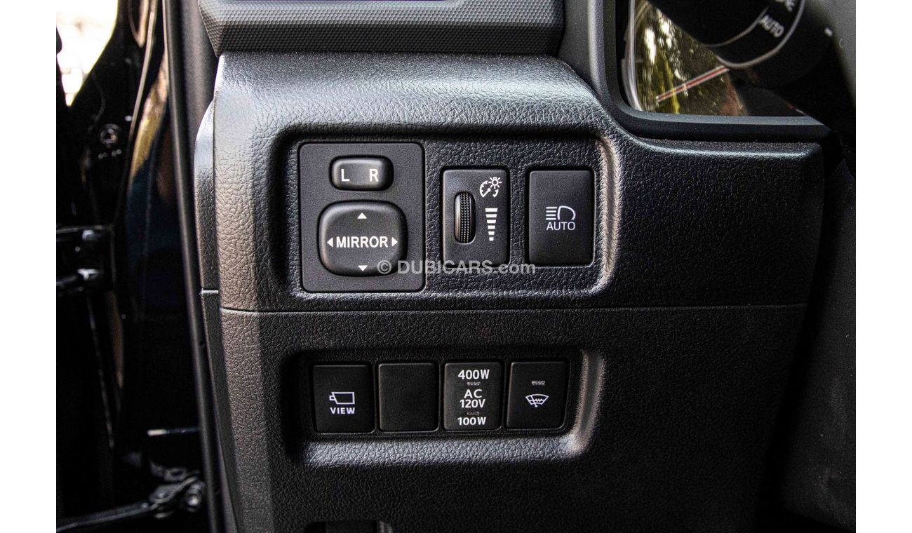 Toyota 4Runner 2022 Toyota 4Runner 4.0 SR5 LTD P A/T - Export & Local Sales (+taxes)