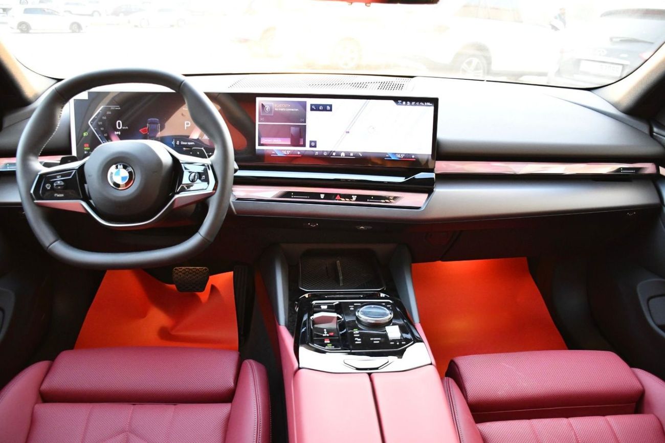 بي أم دبليو 520i BMW 520i Luxury gcc 2026