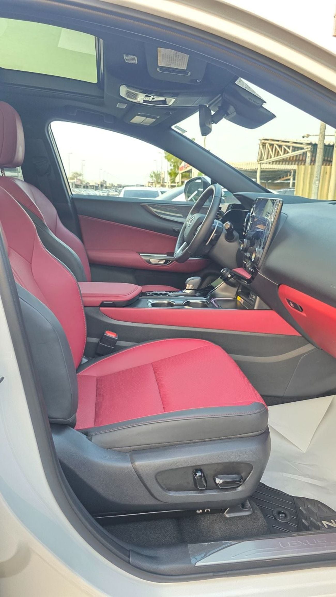 لكزس NX350h هايبرد إكزيكيوتيف