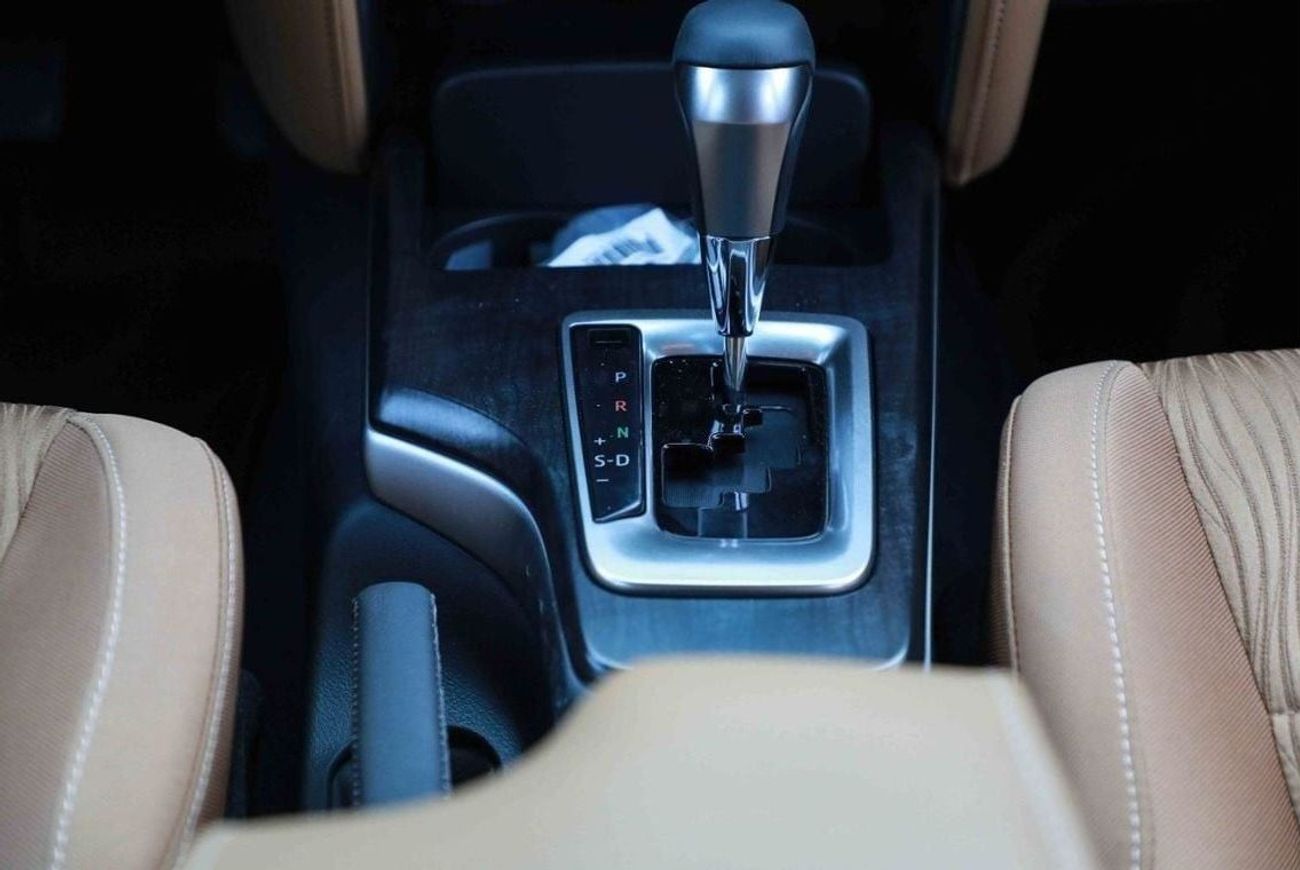 تويوتا فورتونر 2024 Toyota Fortuner GXR 4.0 - PLATINUM WHITE PEARL inside TAN | Export Only