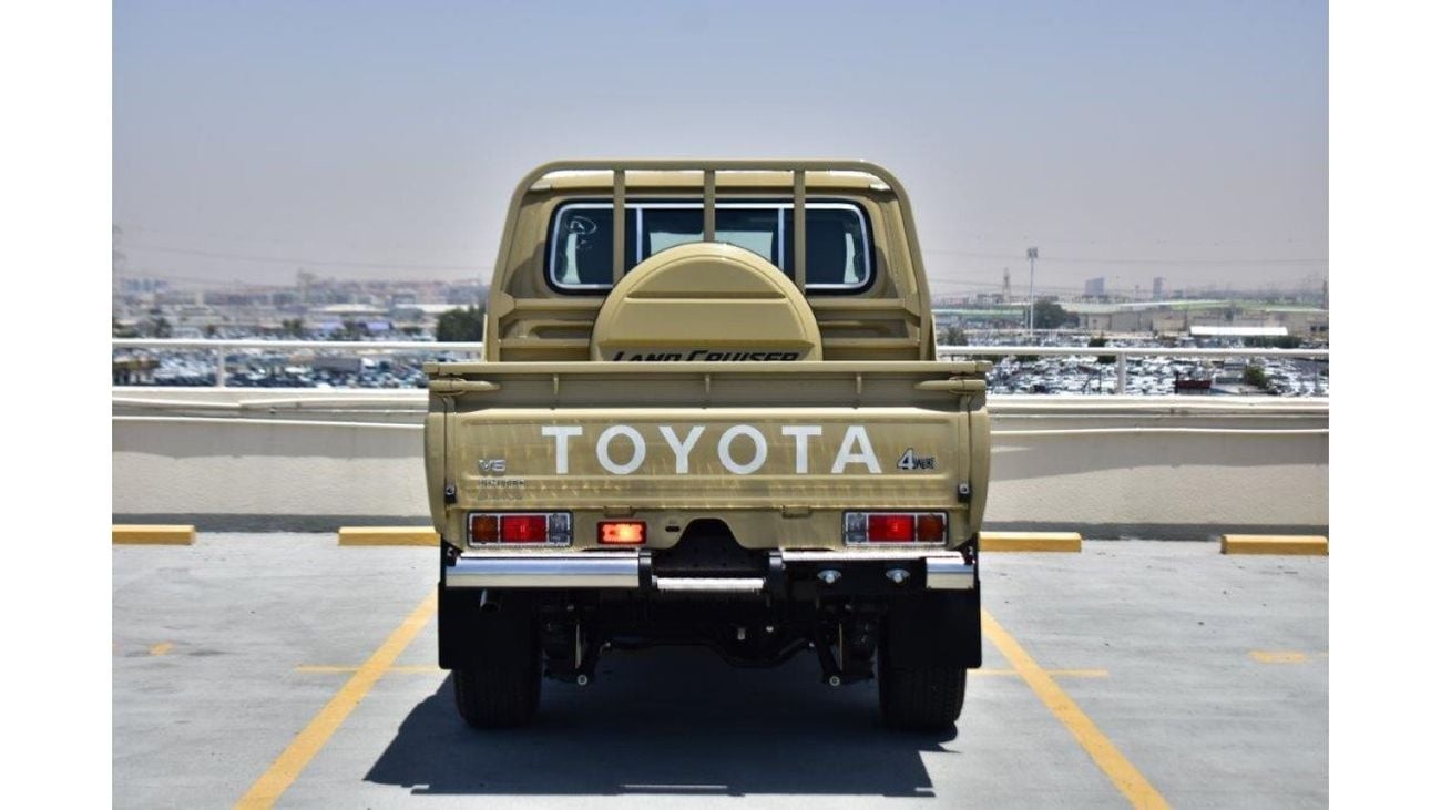 Toyota Land Cruiser Pick Up 79 Double Cab V8 4.5L Diesel Manual Transmission