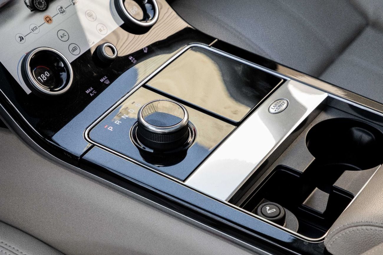 لاند روفر رينج روفر فيلار Range Rover Velar P250 R-Dynamic HSE | 2,527 P.M | 0% Downpayment | Perfect Condition!