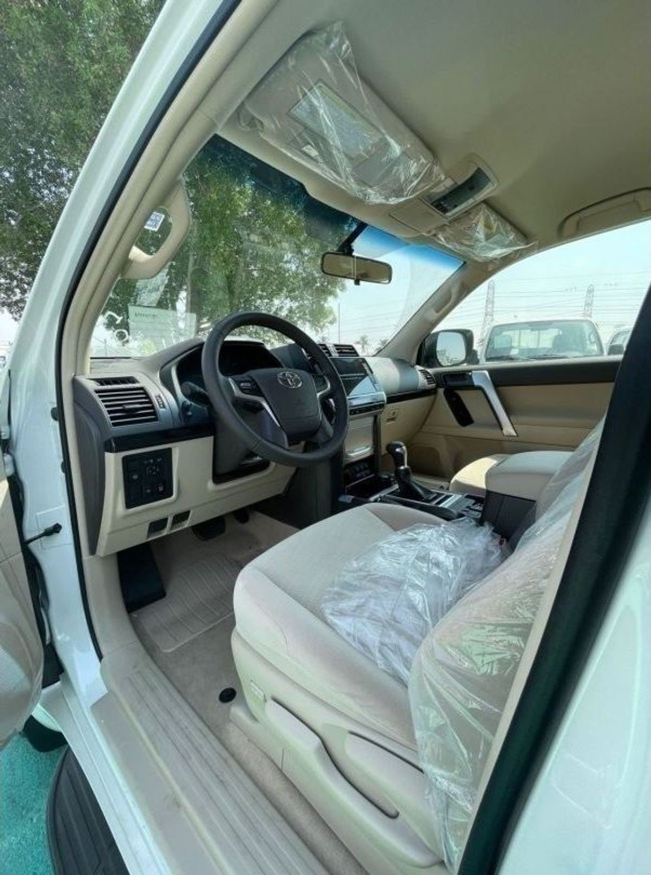 Toyota Prado txl - 4.0 V6  engine -   camara -  / model 2023