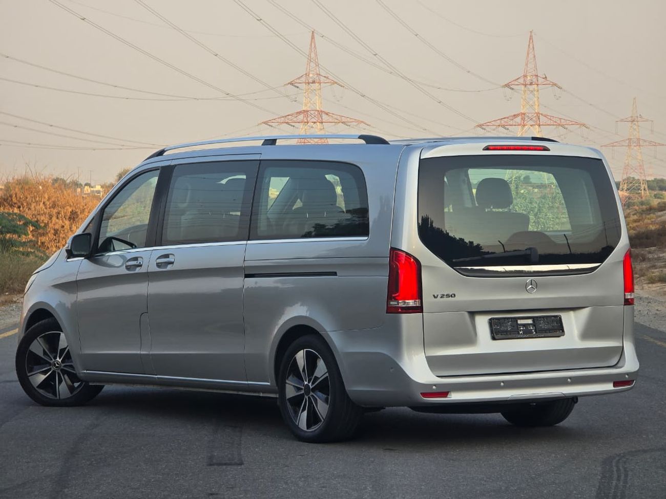 مرسيدس بنز V 250 Std 2.1L