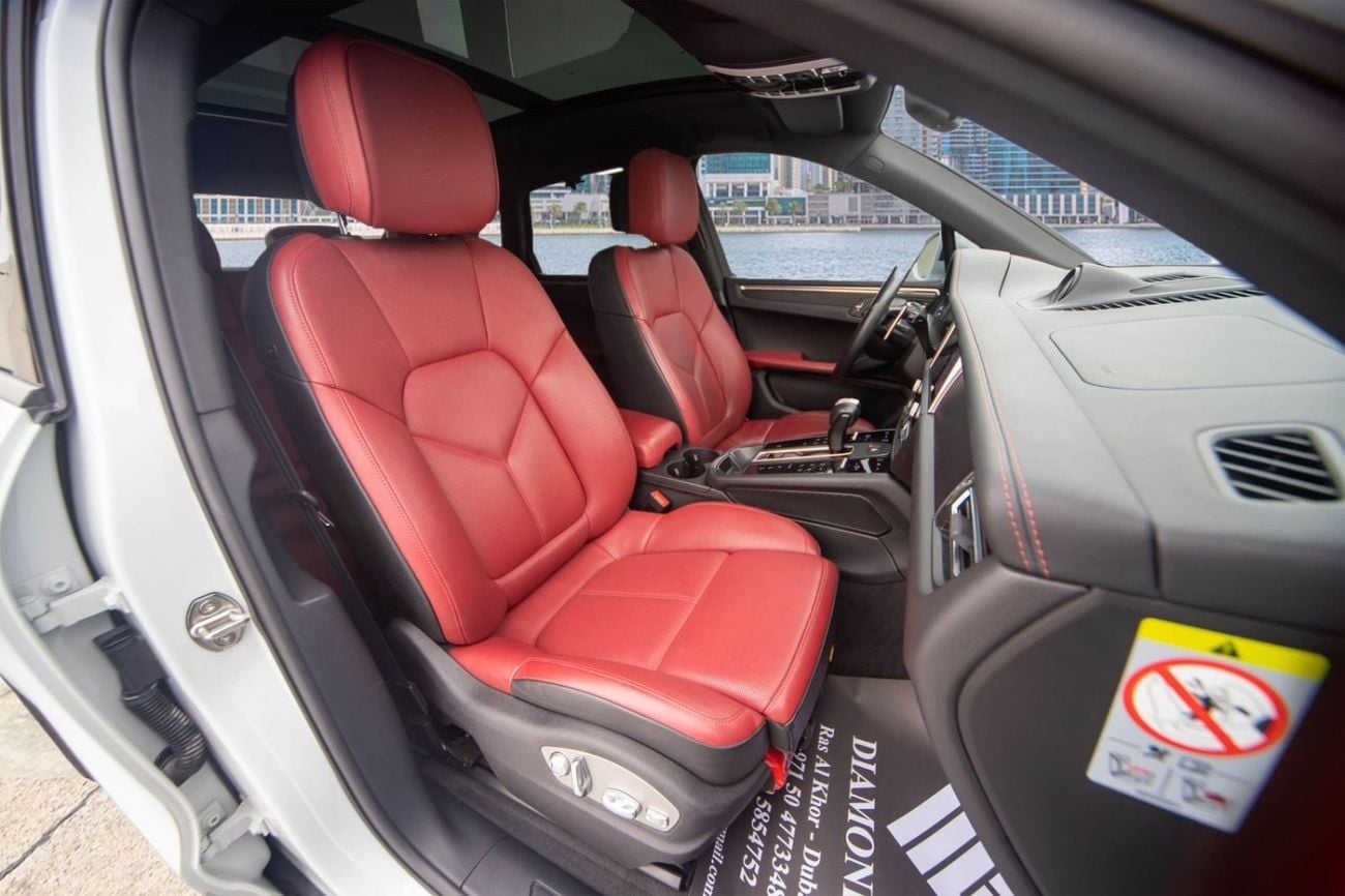 Porsche Macan STD | GCC | full service history