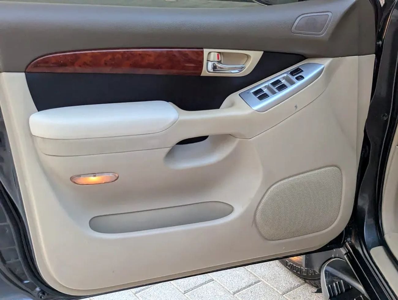تويوتا برادو GX V4 2.7L | GCC Specs | Reliable SUV