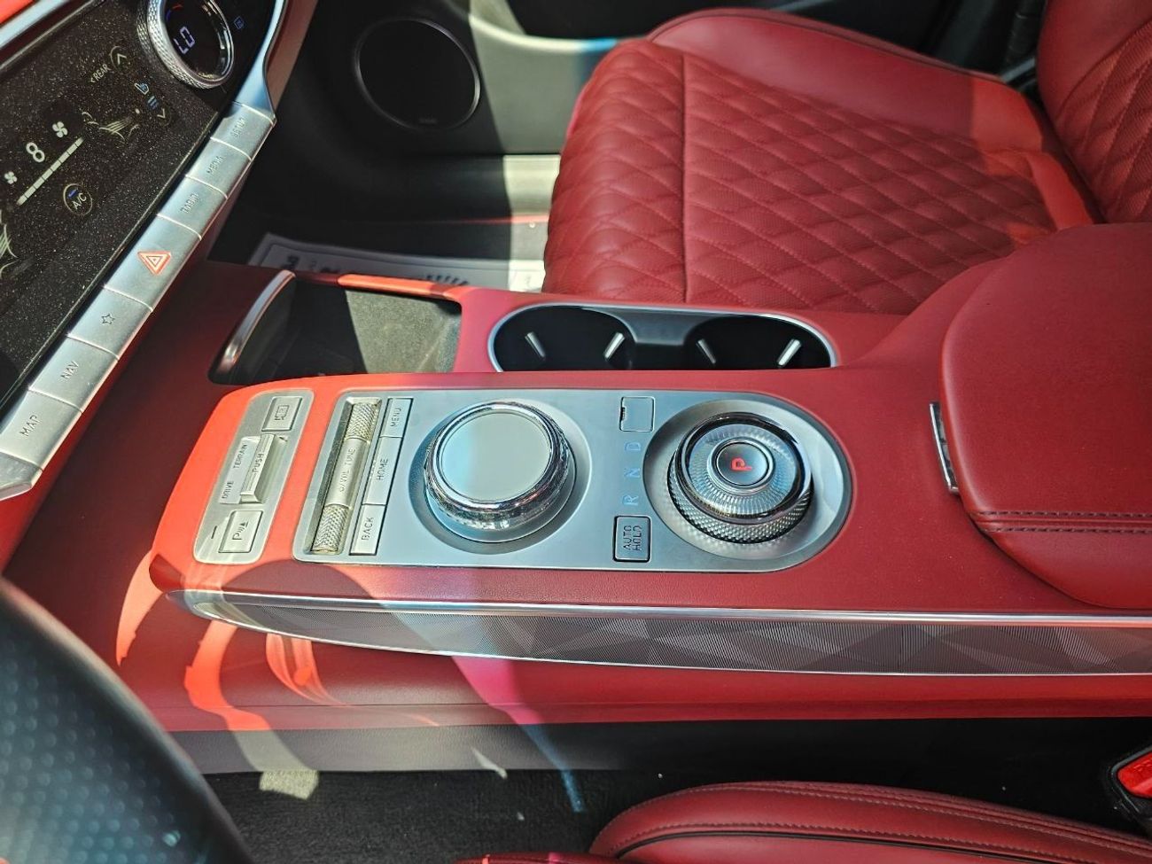 Genesis GV70 Royal Sport