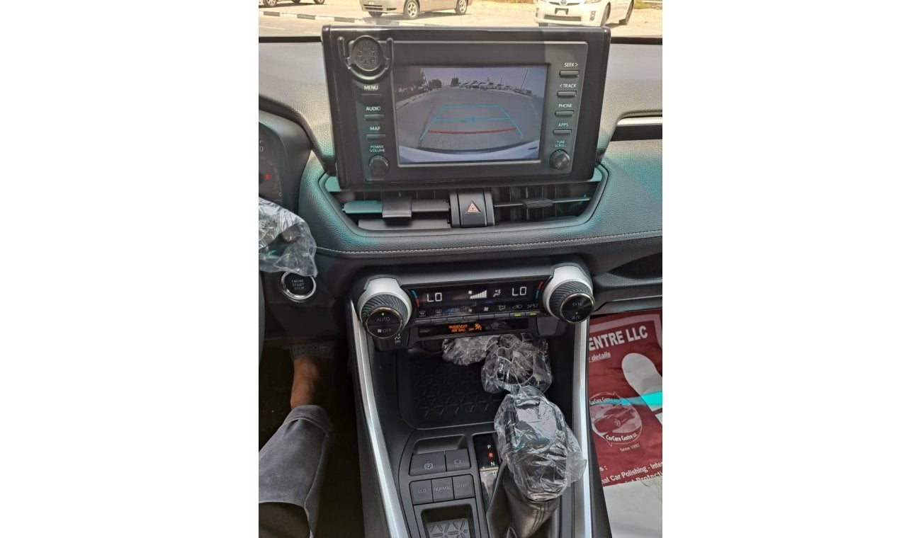 تويوتا راف ٤ TOYOTA RAV4 FULL OPTION