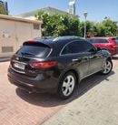 إنفينيتي FX35 Sport