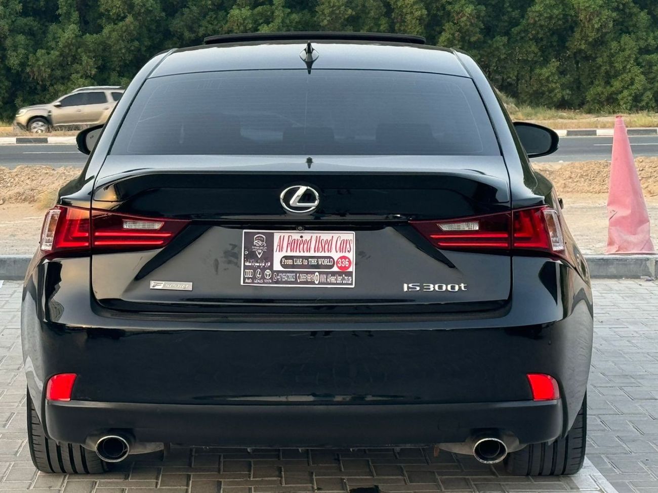 Lexus IS 200 Premier In excellent condition inside and out