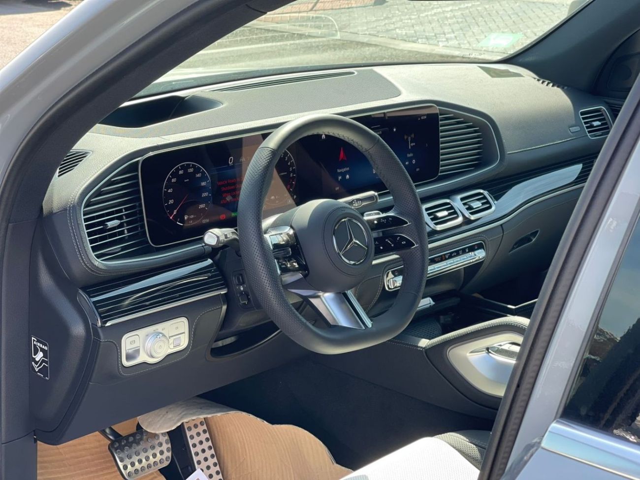 مرسيدس بنز GLE 450 2024-Mercedes Benz GLE 450 D