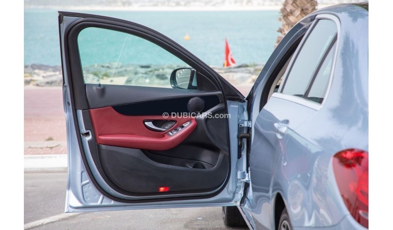 Mercedes-Benz C 200 AMG Pack AMG Pack AMG Pack