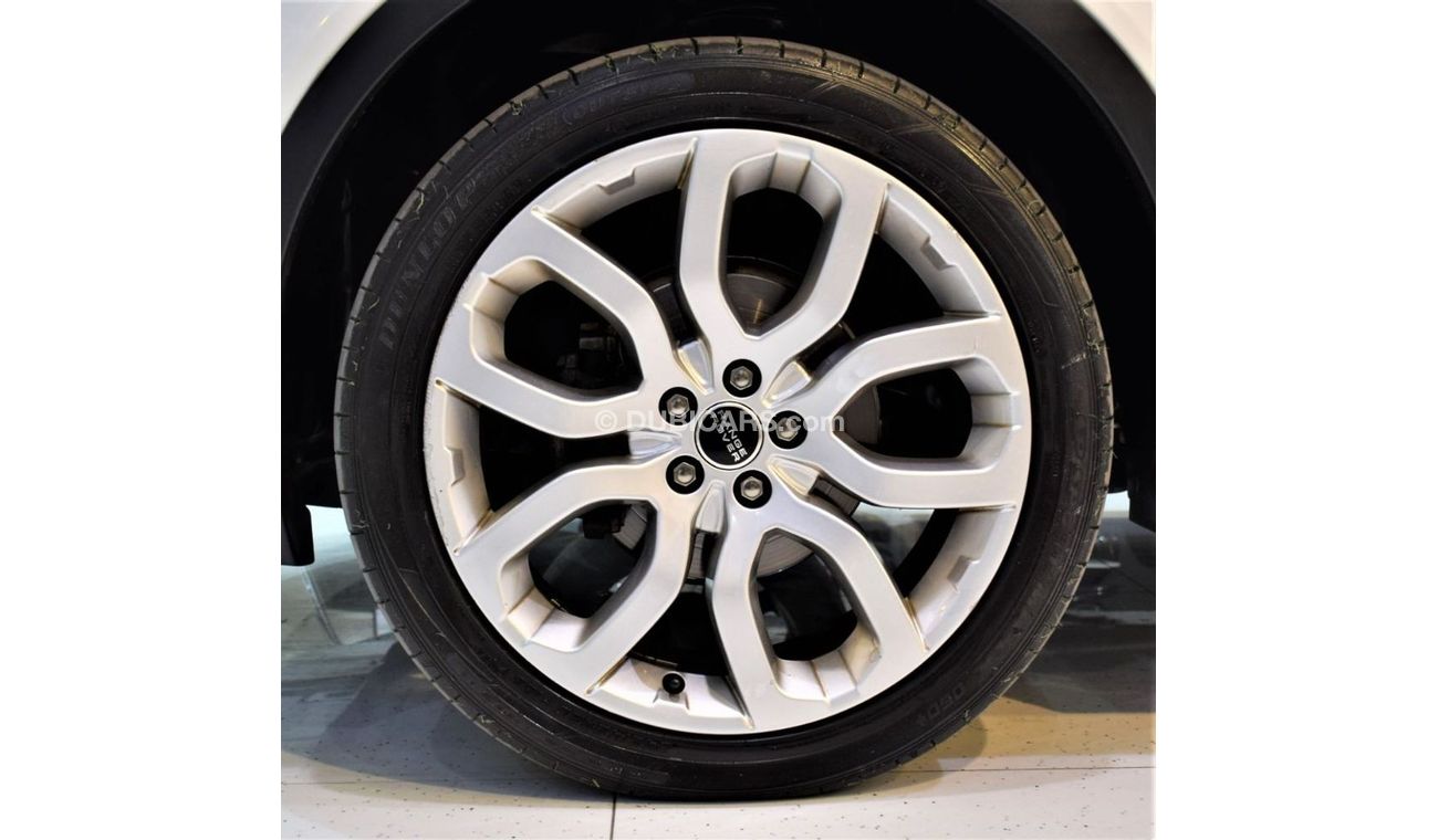 Land Rover Range Rover Evoque AMAZING Land Rover Range Rover EVOQUE 2012 Model!! in White Color! GCC Specs
