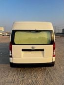 Toyota Hiace Diesel 2.8 Liter Right Hand Drive Automatic Gear