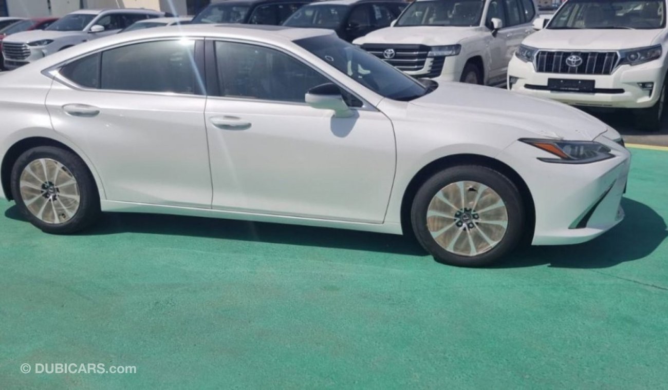 لكزس ES 300 2.5 L  PETROL  HYBRIED  2023 MODEL