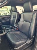 تويوتا هيلوكس TRD Double cabin 2.8L, perfect inside and outside