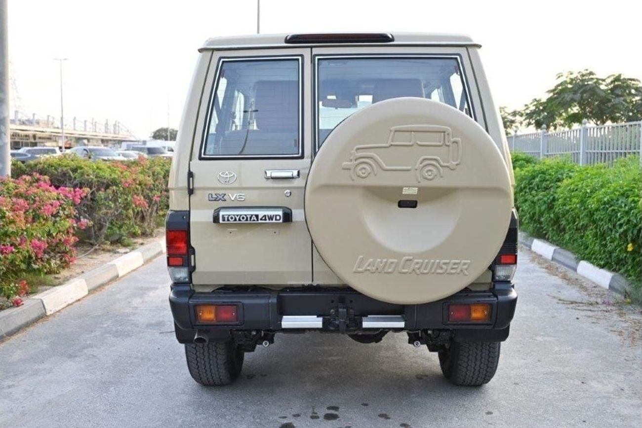 Toyota Land Cruiser 70 2025 TOYOTA LAND CRUISER 71 HARDTOP SDLX V6 4.0L PETROL 4WD AT