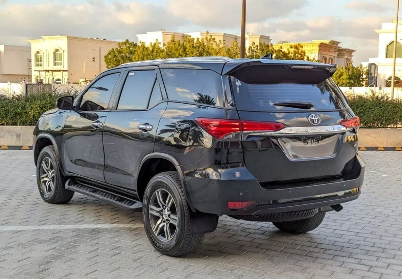 Toyota Fortuner Toyota Fortuner 2022MODEL GXR V6 4.0L petrol Engine Colour Black Transmission Automatic Interior Bro