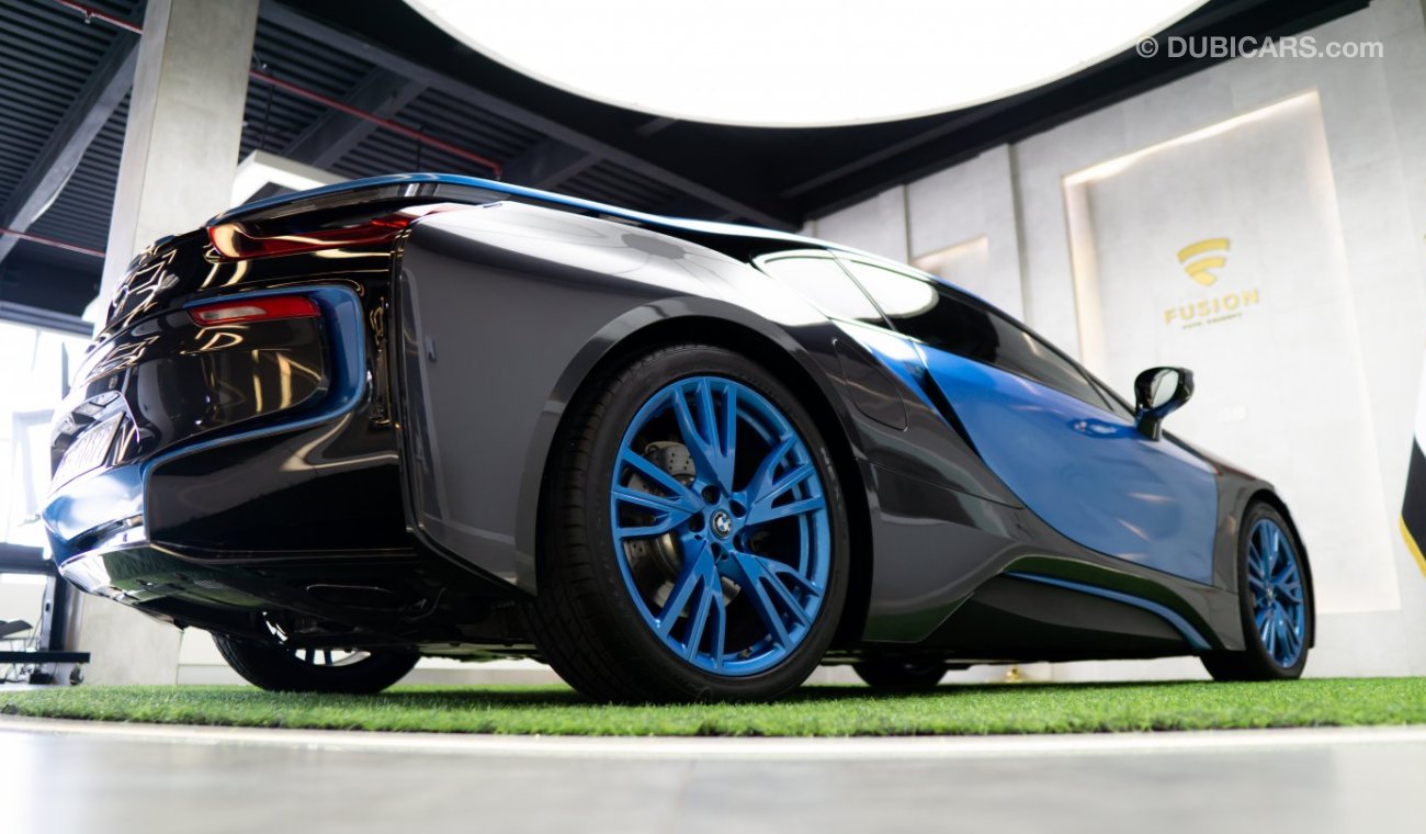 BMW i8