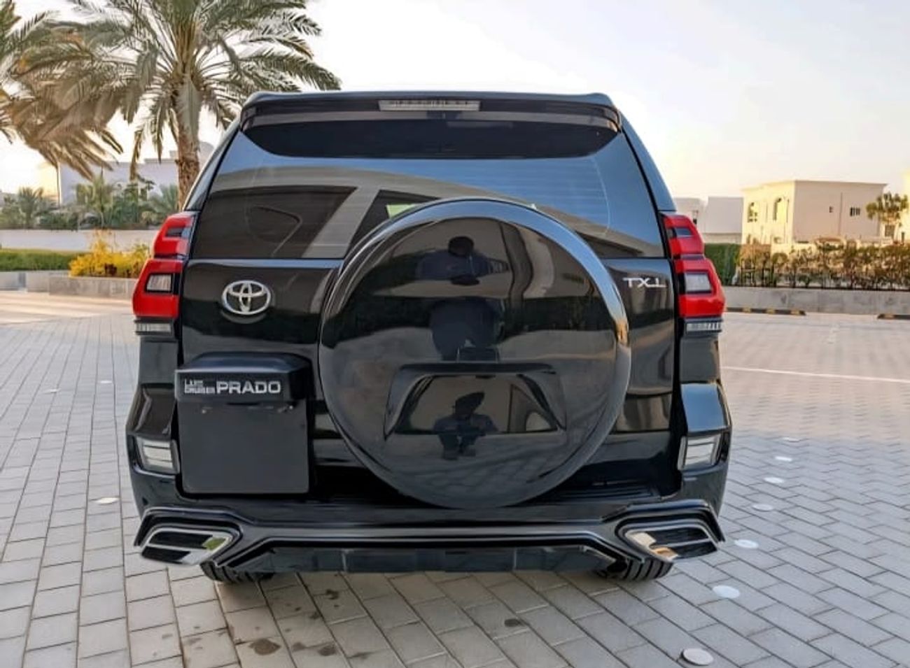 تويوتا برادو TX-L 4.0L LHD-AUTOMATIC-PETROL-4WD-7 SEATS-5 DOORS