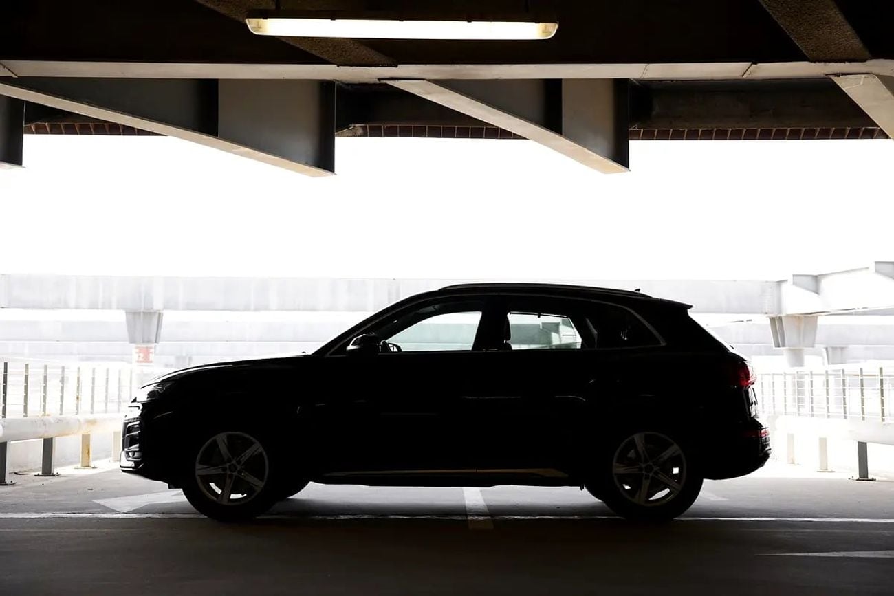 أودي Q5 45 TFSI Quattro Design 2.0L