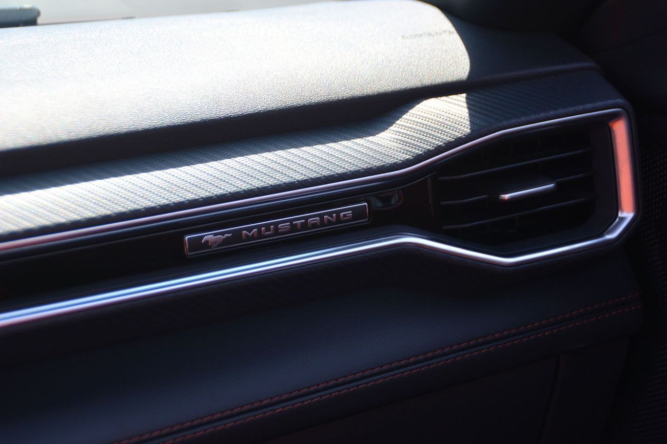 فورد موستانج EcoBoost 2.3L Coupe A/T