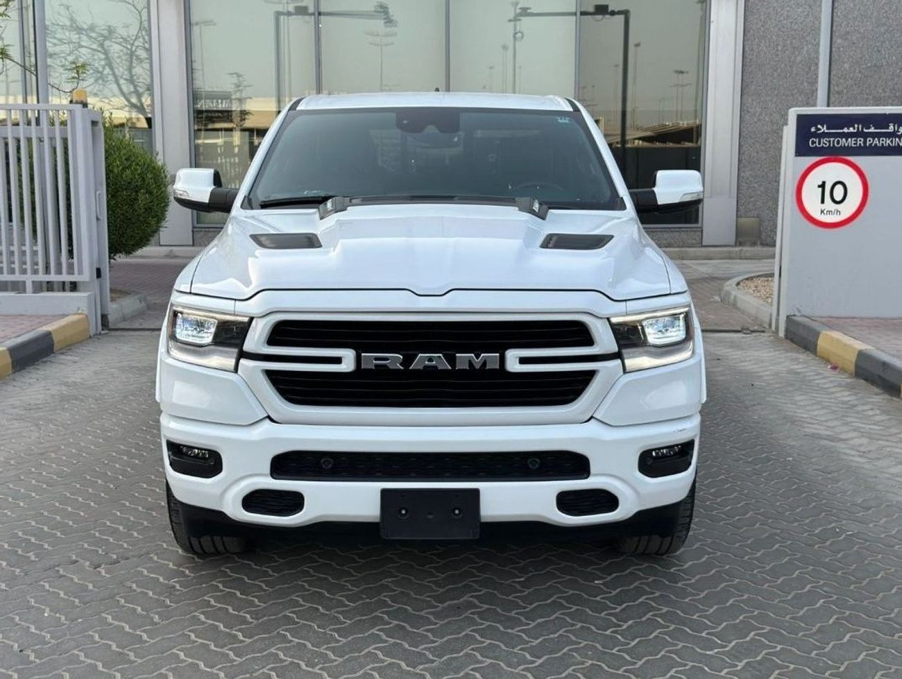 RAM 1500 Laramie Canadian importer