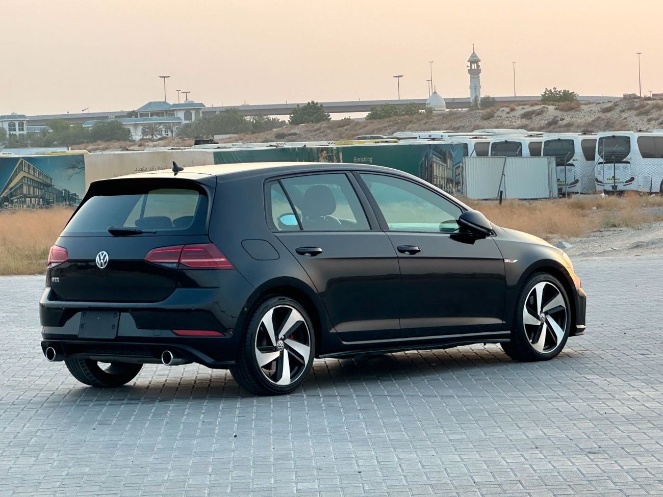 Volkswagen Golf GTI SE