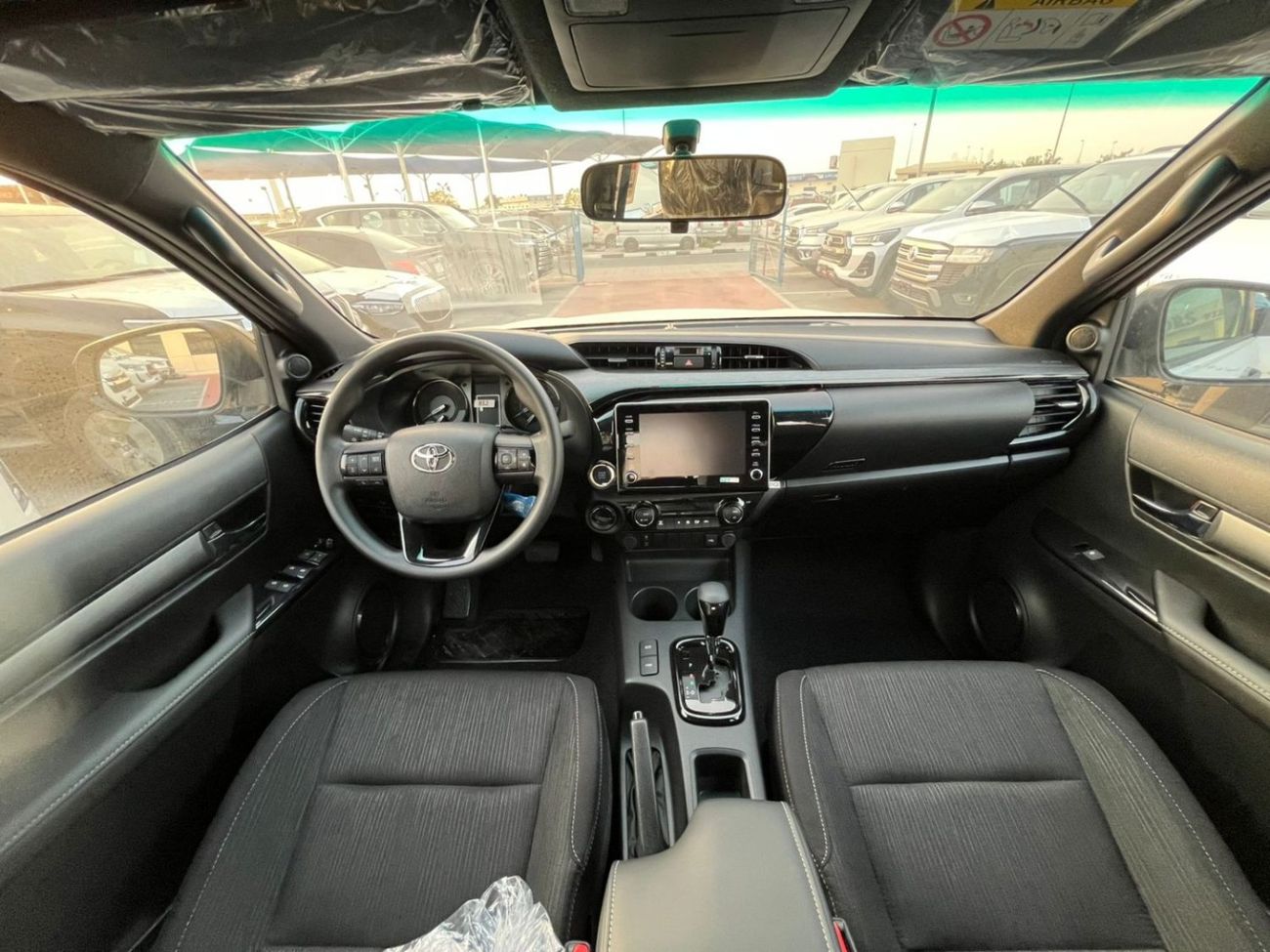 Toyota Hilux TOYOTA HILUX 4.0 ADVENTURE WHITE 2025