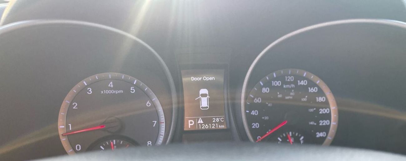 هيونداي سانتا في 2014 Hyundai Santa Fe Sports 2.4L V4 - Canadian Specs Without Accident - Electric Seats -Super clean