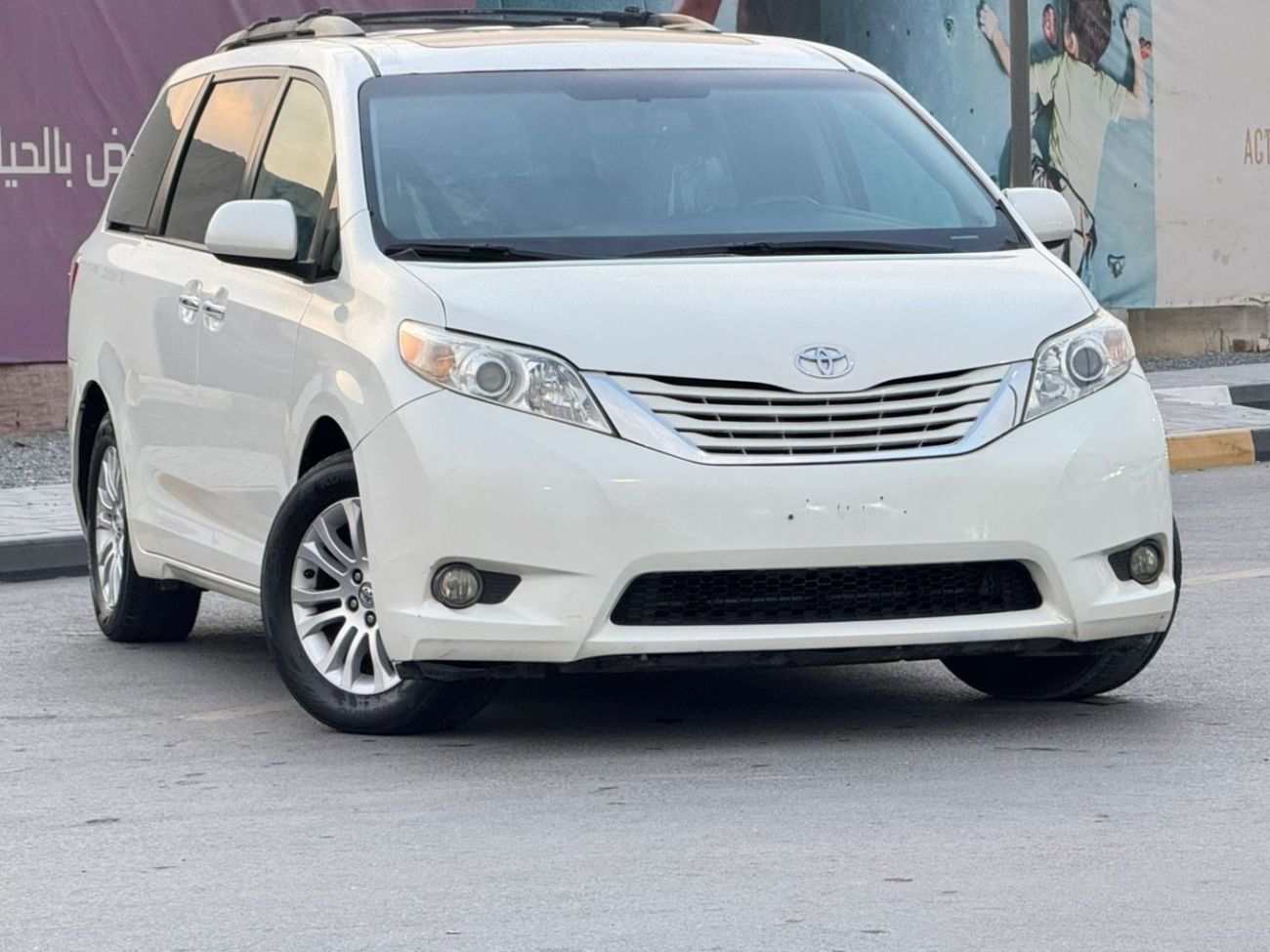 Toyota Sienna In excellent condition and requires no expenses