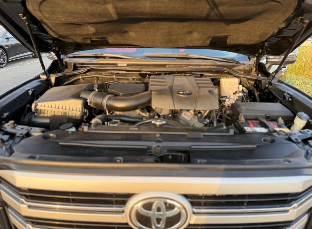 Toyota Land Cruiser GXR Toyota landcuriser V6 2017 upgrade inside & outside 2025 full option