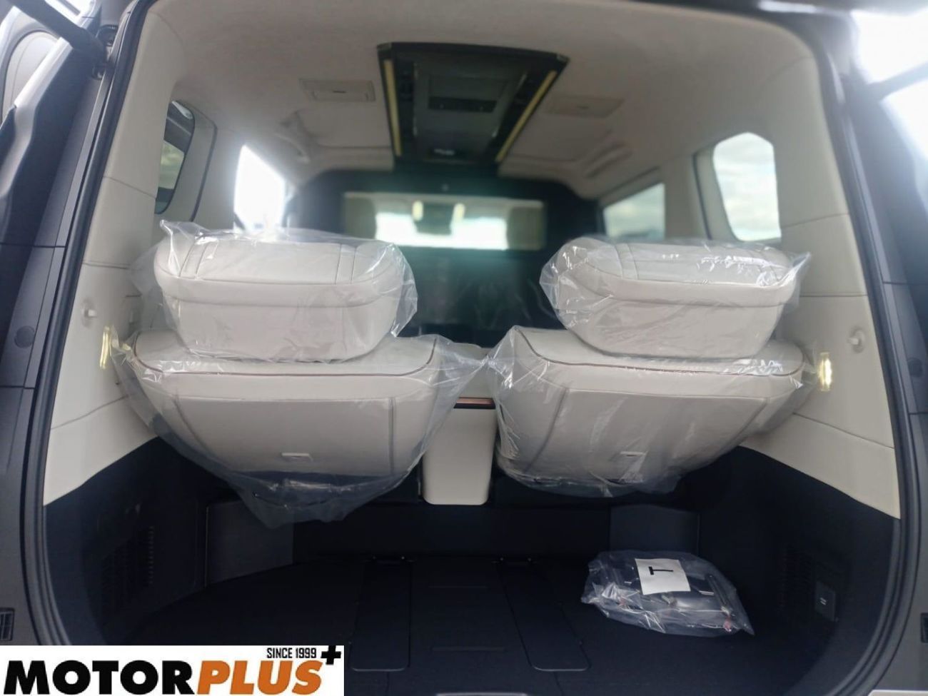 Lexus LM 350h Hybrid 4 Seater 2026 - Ready Stock!