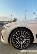 BMW 750Li Luxury 4.4L (523 HP)