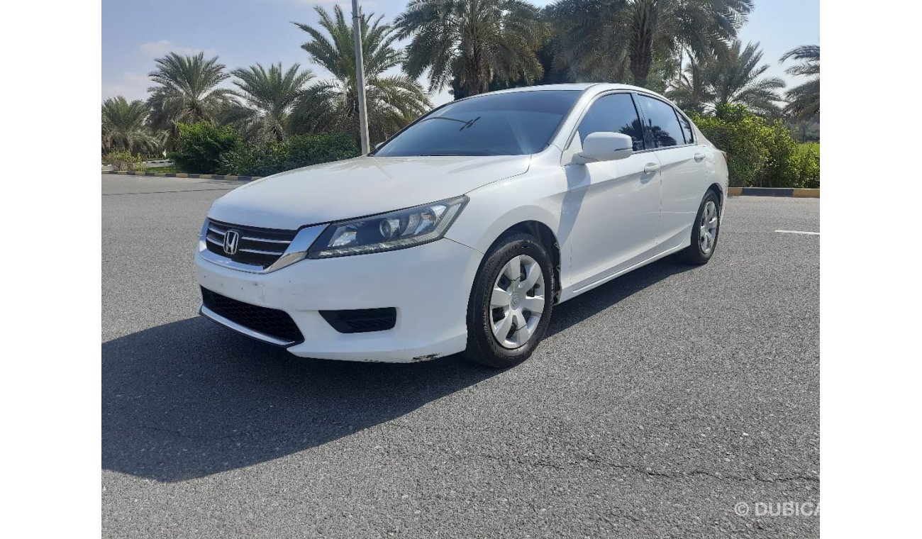 هوندا أكورد Honda Accord 2013 g cc full autmatic accident free original pant %100 very very good condition clean