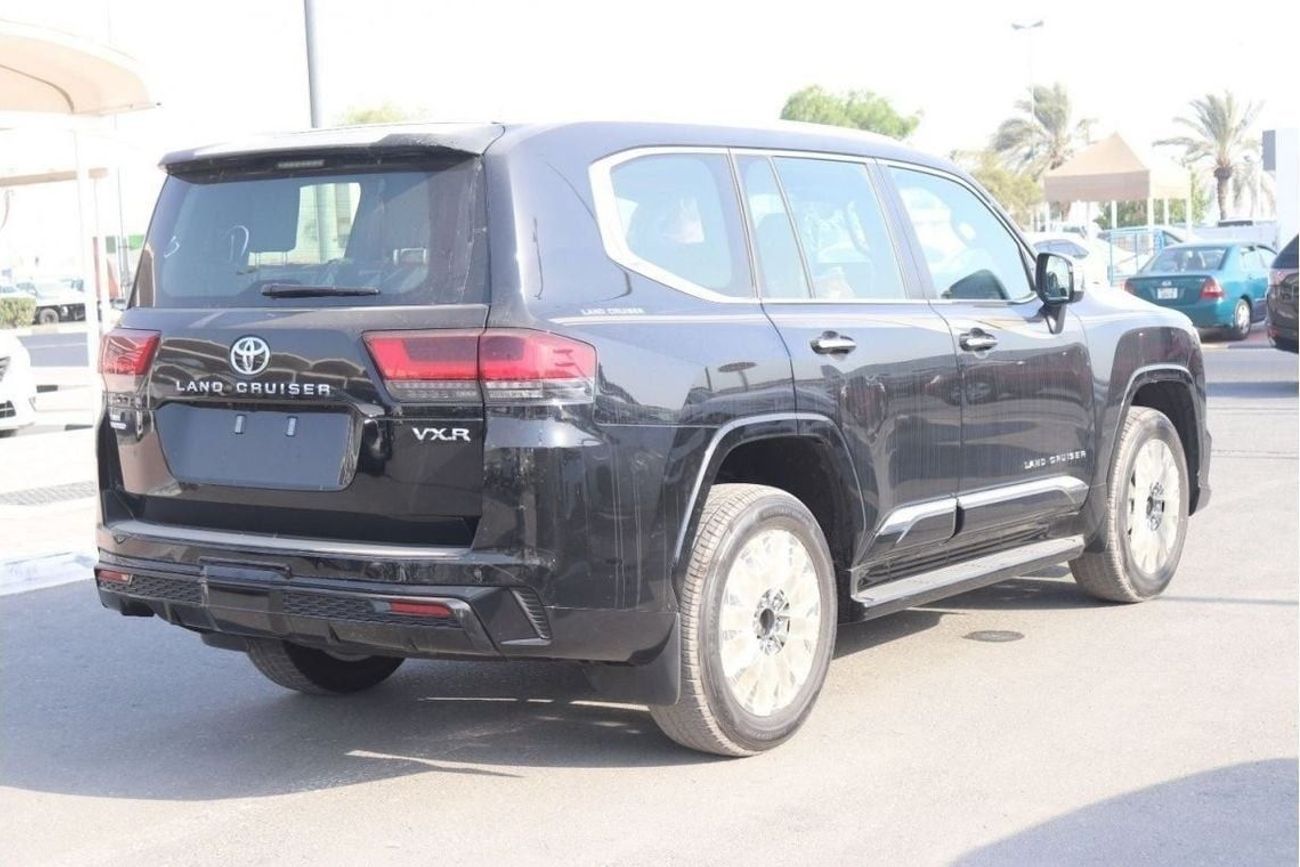 تويوتا لاند كروزر 3.5L VXR, PETROL, 4WD, SUNROOF, ELECTRIC SEAT, LEATHER SEAT, FULL OPTION, MODEL 2024 FOR EXPORT ONLY